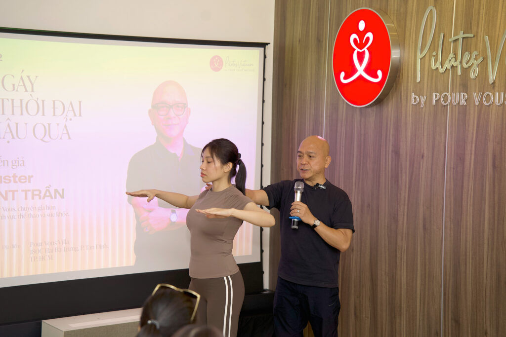 Master Vincent Trần hướng dẫn tập Pilates